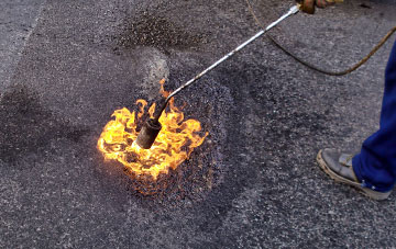 Gilchriston flat roofing repairs